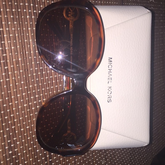 Authentic Micheal Kors Sunglasses - Picture 2 of 4